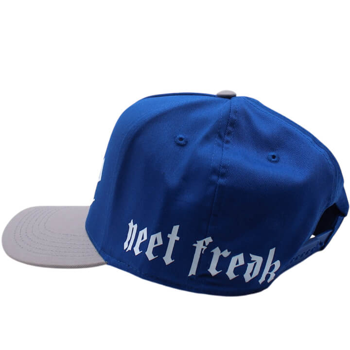 Trucker style snapback Hat in Blue